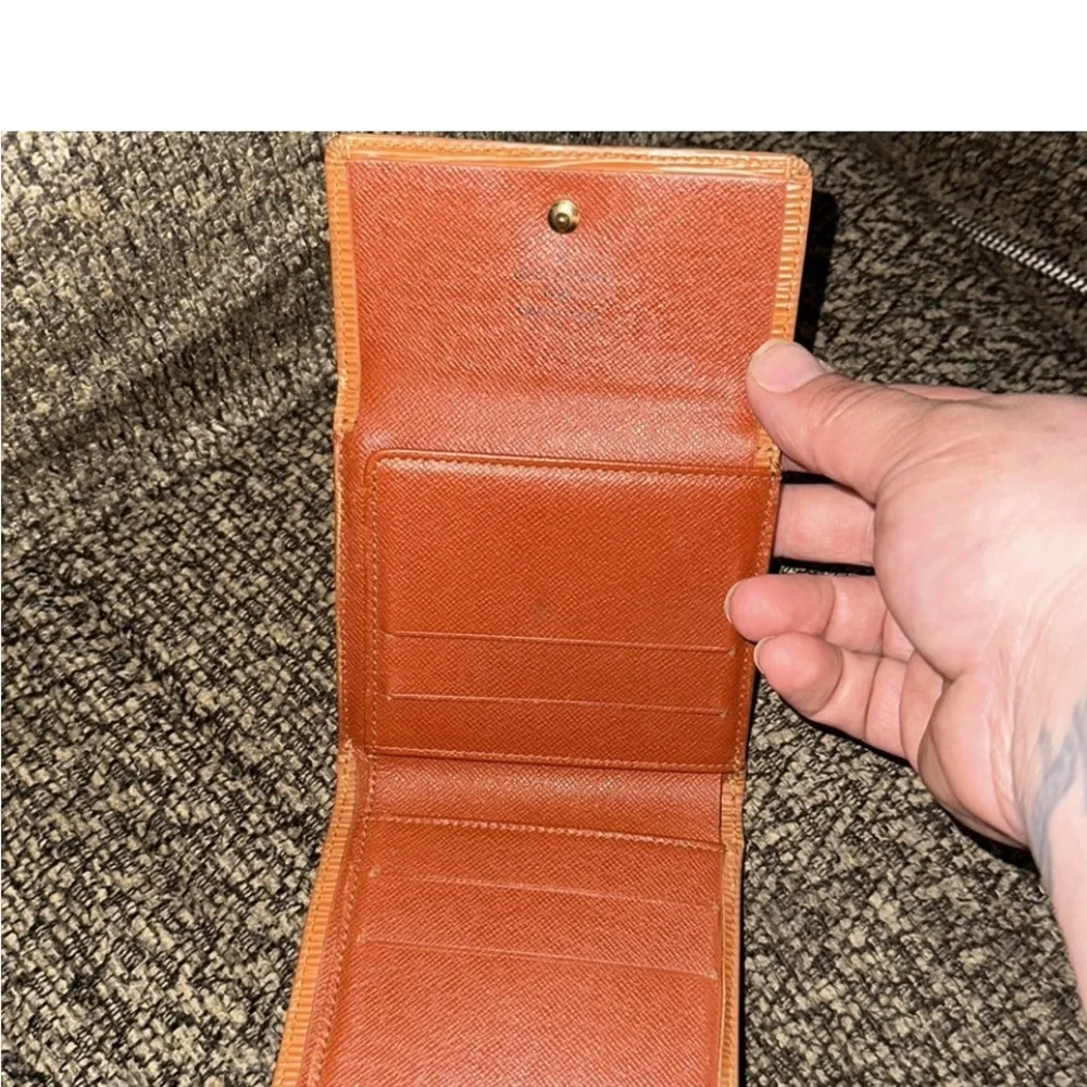 LOUIS VUITTON ELISE EPI ORANGE VINTAGE WALLET GUC